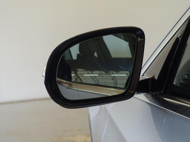 E300 スポーツ エクスクルーシブパッケージ