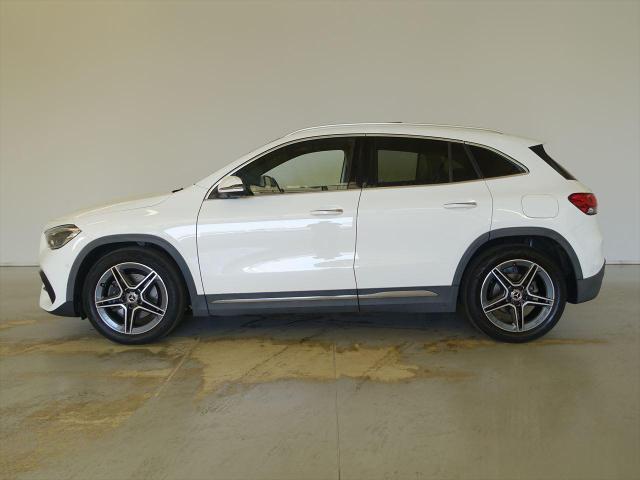 GLA200 d 4МATIC AMGライン AMGレザーエクスクルーシブパッケージ・アドバンスドパッケージ・ナビゲーションパッケージ