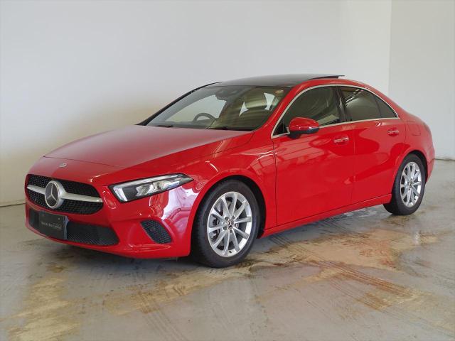 A250 4MATIC セダン レザーエクスクルーシブパッケージ・レーダーセーフティパッケージ・アドバンスドパッケージ・ナビゲーションパッケージ