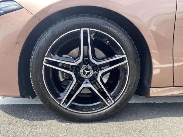 A180 セダン AMGラインパッケージ・AMGレザーエクスクルーシブパッケージ・アドバンスドパッケージ・ナビゲーションパッケージ
