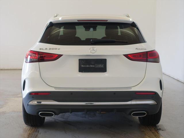 GLA200 d 4MATIC AMGライン ナビゲーションパッケージ