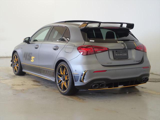 メルセデス‐AMG A45 S 4MATIC+ ファイナルエディション