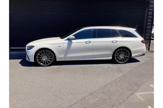 メルセデス-AMG E53 4MATIC+ ステーションワゴン エクスクルーシブパッケージ