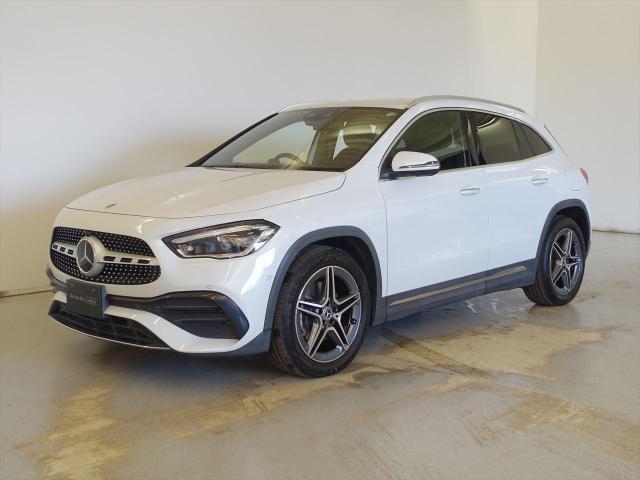 GLA200 d 4MATIC AMGライン アドバンスドパッケージ・ナビゲーションパッケージ