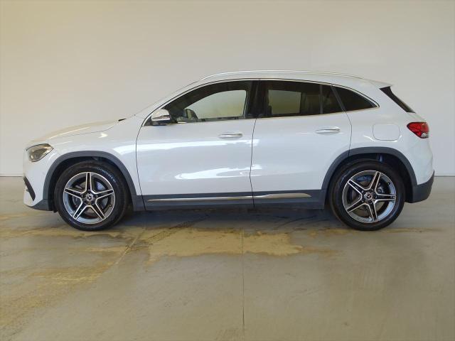 GLA200 d 4MATIC AMGライン アドバンスドパッケージ・ナビゲーションパッケージ