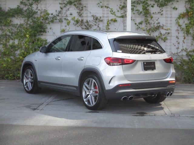 メルセデス‐AMG GLA45 S 4MATIC+ AMGパフォーマンスパッケージ・AMGアドバンスドパッケージ