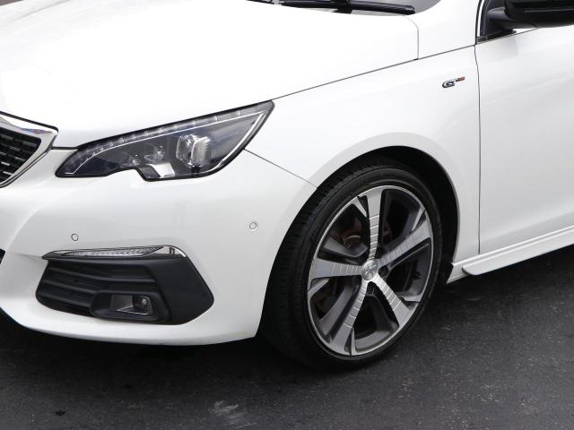 308 GT ブルーHDi