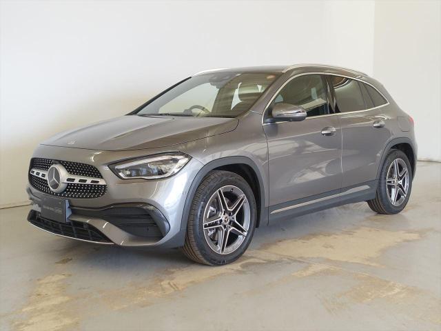 GLA200 d 4MATIC AMGラインパッケージ