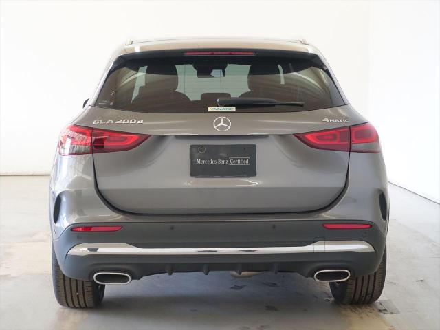 GLA200 d 4MATIC AMGラインパッケージ