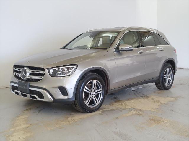GLC220 d 4MATIC レザーエクスクルーシブパッケージ