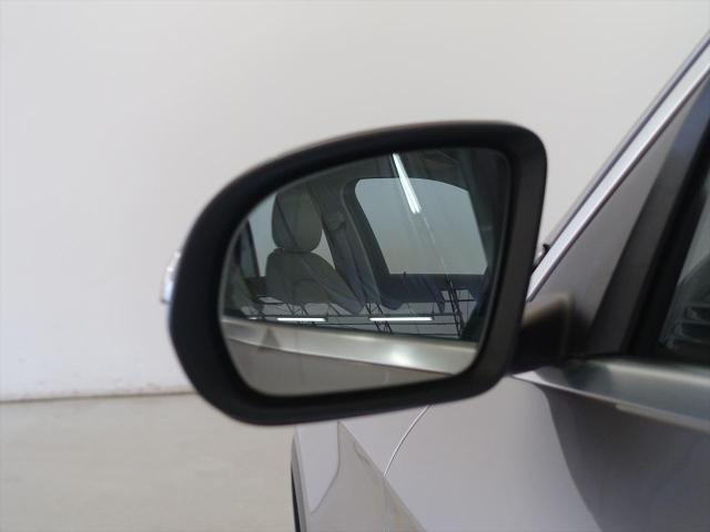 GLC220 d 4MATIC レザーエクスクルーシブパッケージ