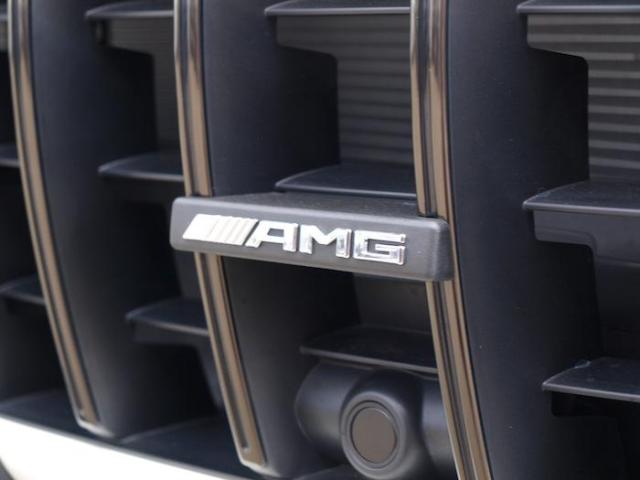メルセデス‐AMG A45 S 4MATIC+ ファイナルエディション