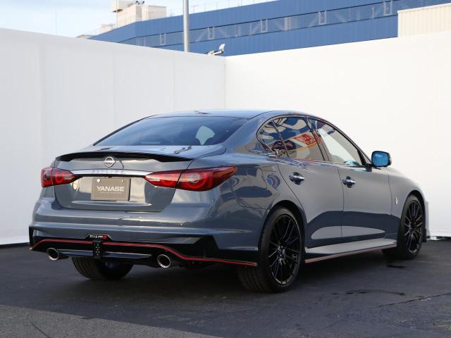 スカイライン ニスモ