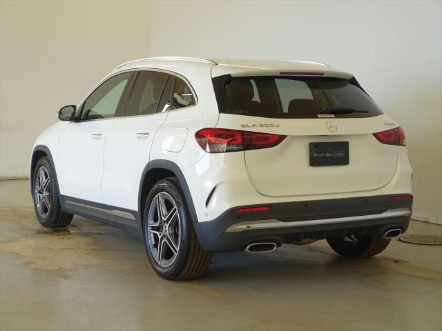 GLA200 d 4MATIC AMGラインパッケージ