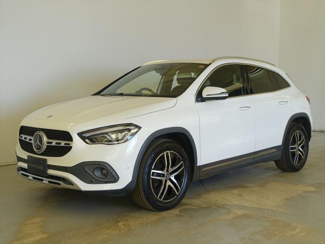 GLA200 d 4MATIC ナビゲーションパッケージ
