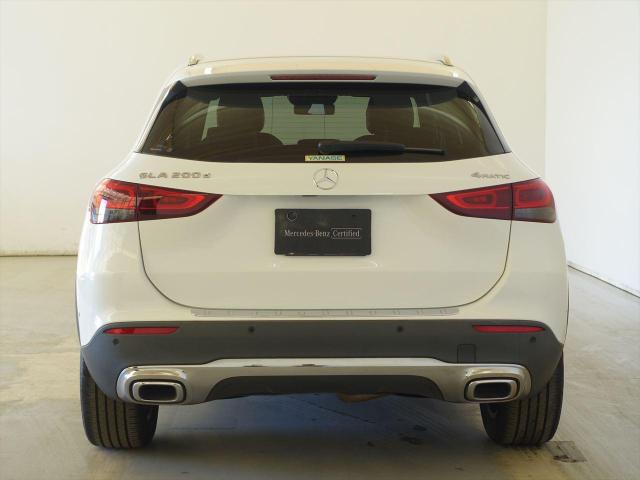 GLA200 d 4MATIC ナビゲーションパッケージ