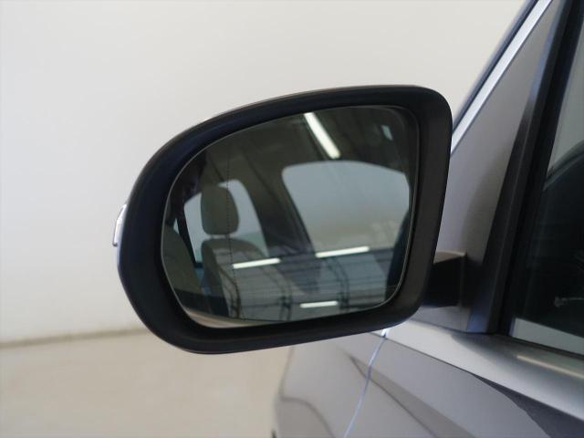 B200 d レザーエクスクルーシブパッケージ