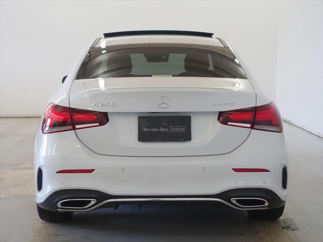 A250 4MATIC セダン AMGライン AMGレザーエクスクルーシブパッケージ・レーダーセーフティパッケージ・アドバンスドパッケージ・ナビゲーションパッケージ