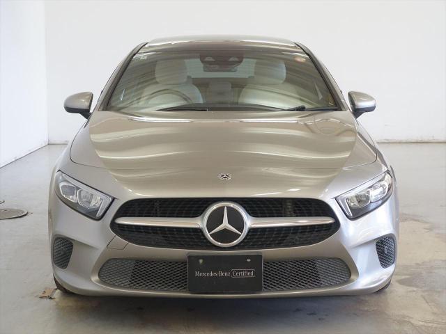 A250 4MATIC セダン レザーエクスクルーシブパッケージ・レーダーセーフティパッケージ・ナビゲーションパッケージ
