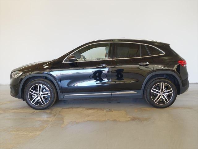 GLA200 d 4MATIC レザーエクスクルーシブパッケージ