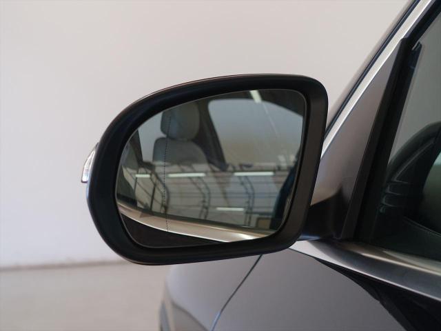 GLA200 d 4MATIC レザーエクスクルーシブパッケージ