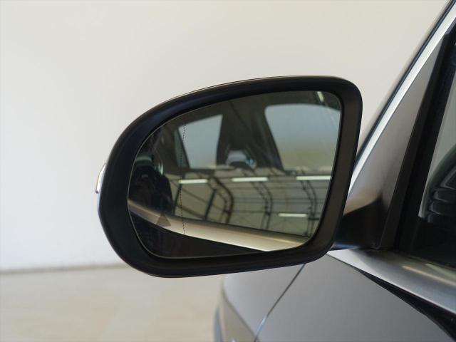 メルセデス‐AMG GLA35 4MATIC AMGパフォーマンスパッケージ・AMGアドバンスドパッケージ