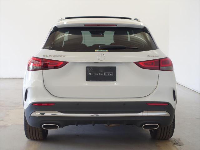 GLA200 d 4MATIC AMGラインパッケージ・AMGレザーエクスクルーシブパッケージ・アドバンスドパッケージ