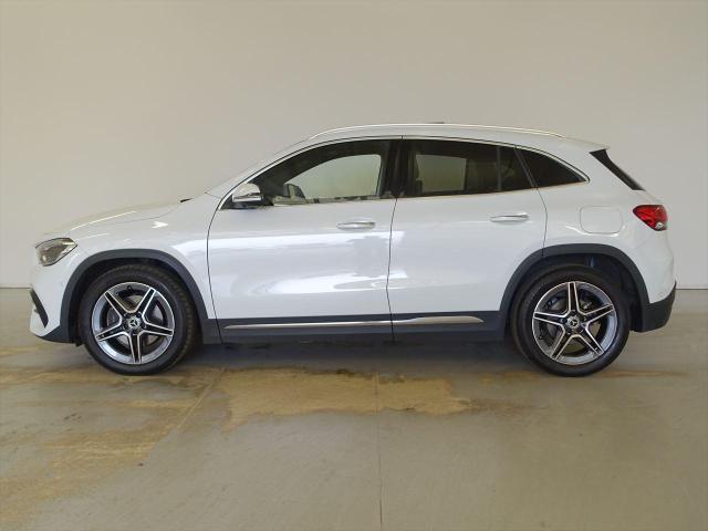 GLA200 d 4MATIC AMGラインパッケージ・AMGレザーエクスクルーシブパッケージ・アドバンスドパッケージ