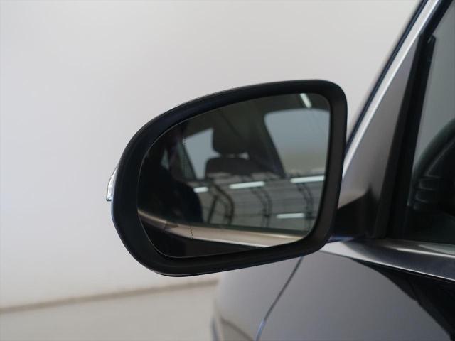 GLA200 d 4MATIC レザーエクスクルーシブパッケージ・アドバンスドパッケージ・ナビゲーションパッケージ