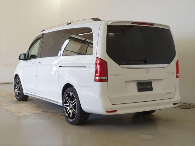 V220 d エクスクルーシブ ロング プラチナスイート