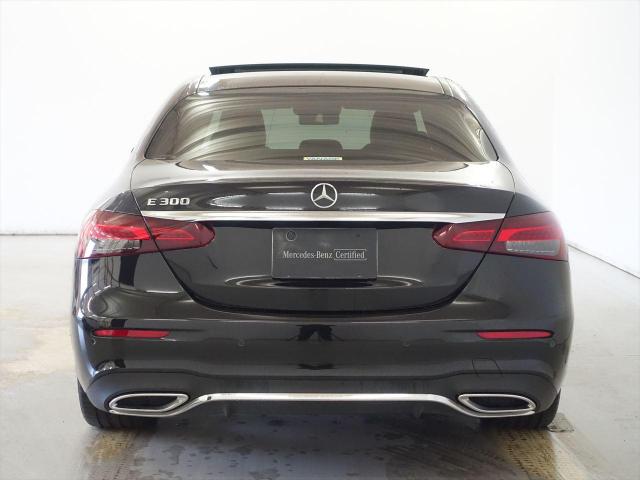 E300 スポーツ エクスクルーシブパッケージ