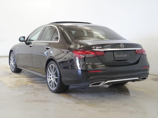 E300 スポーツ エクスクルーシブパッケージ