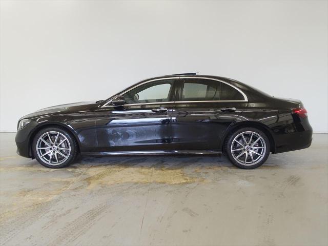 E300 スポーツ エクスクルーシブパッケージ