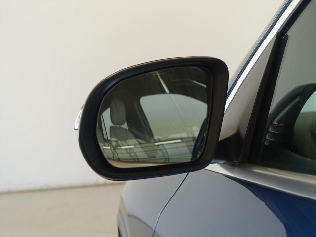 GLA200 d 4MATIC レザーエクスクルーシブパッケージ