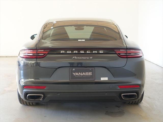 パナメーラ 4