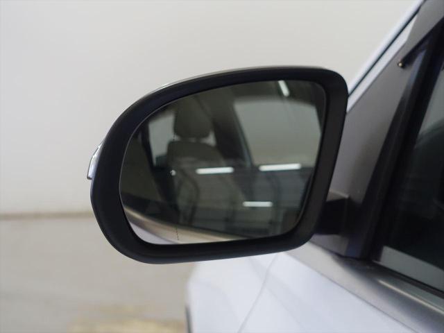 B180 レザーエクスクルーシブパッケージ・レーダーセーフティパッケージ・アドバンスドパッケージ・ナビゲーションパッケージ