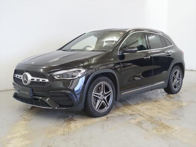 GLA200 d 4MATIC AMGライン ナビゲーションパッケージ