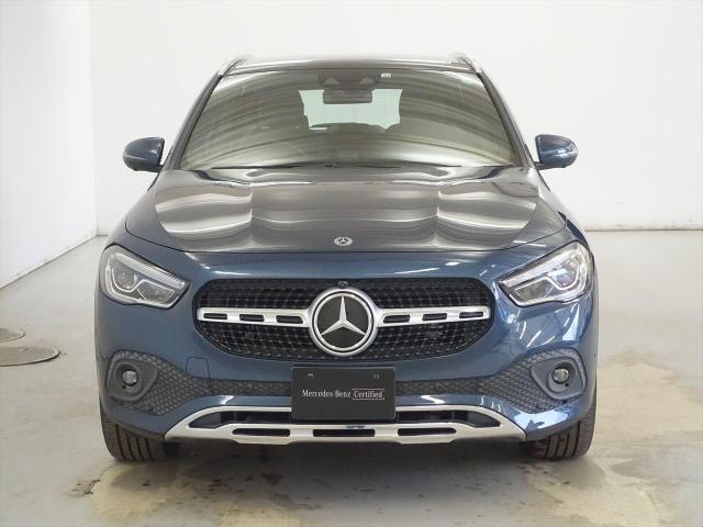 GLA200 d 4MATIC レザーエクスクルーシブパッケージ