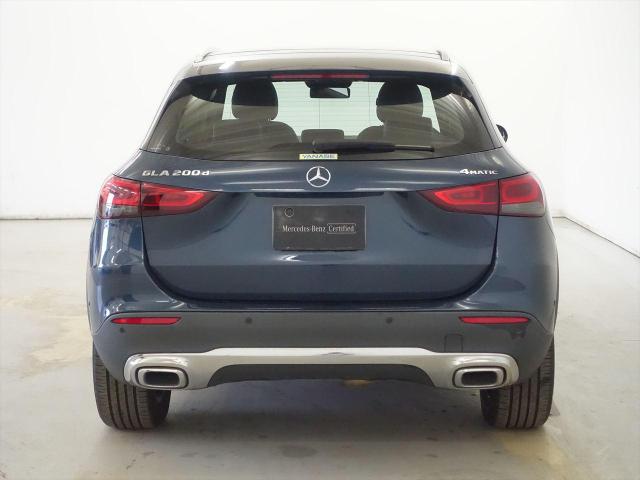 GLA200 d 4MATIC レザーエクスクルーシブパッケージ