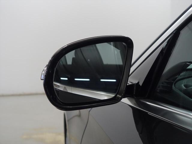 E200 スポーツ AMGラインインテリアパッケージ・エクスクルーシブパッケージ