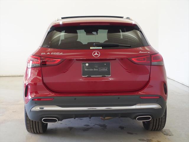 GLA200 d 4MATIC AMGラインパッケージ