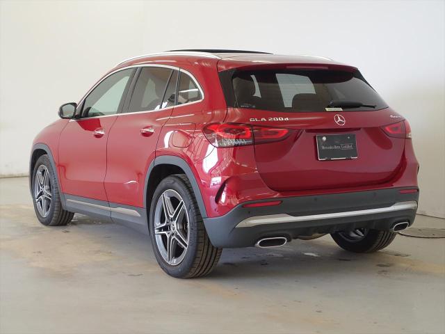 GLA200 d 4MATIC AMGラインパッケージ