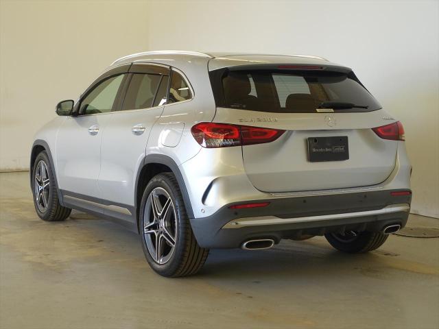 GLA200 d 4MATIC AMGライン ナビゲーションパッケージ