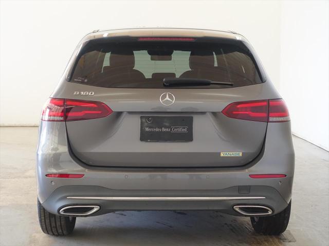 B180 レーダーセーフティパッケージ・ナビゲーションパッケージ