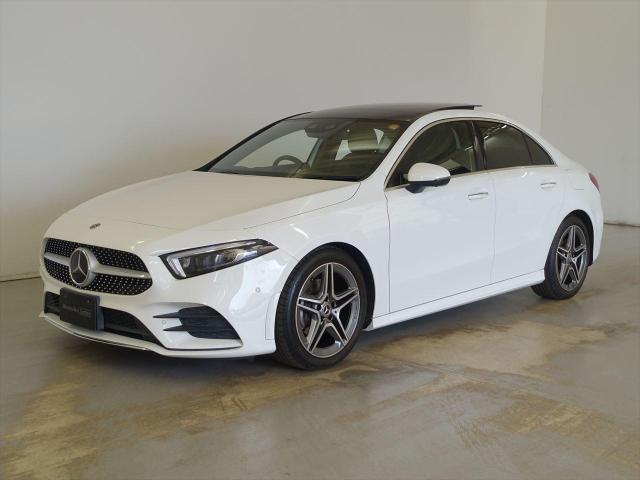 A180 スタイル セダン AMGライン AMGレザーエクスクルーシブパッケージ・レーダーセーフティパッケージ・アドバンスドパッケージ・ナビゲーションパッケージ