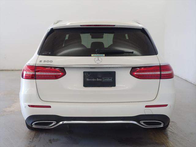 E300 ステーションワゴン スポーツ エクスクルーシブパッケージ