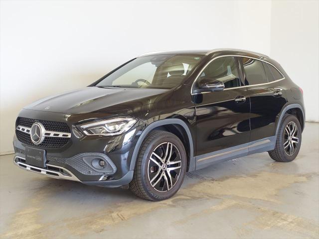 GLA200 d 4MATIC ナビゲーションパッケージ