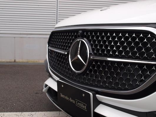 E220 d ステーションワゴン アバンギャルド AMGラインパッケージ・レザーエクスクルーシブパッケージ・アドバンスドパッケージ・デジタルインテリアパッケージ