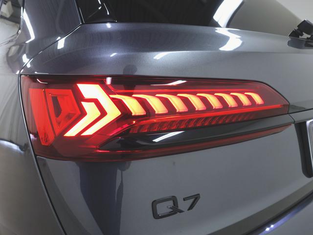 Q7 55 TFSI クワトロ Sライン