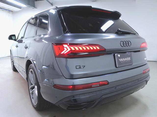 Q7 55 TFSI クワトロ Sライン